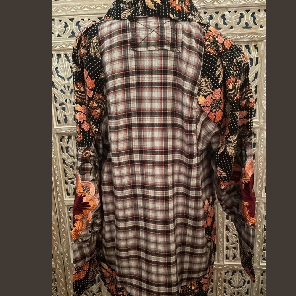 Free People Coast to Coast Floral Plaid Embroidered Top A615-2 - Picture 3 of 5
